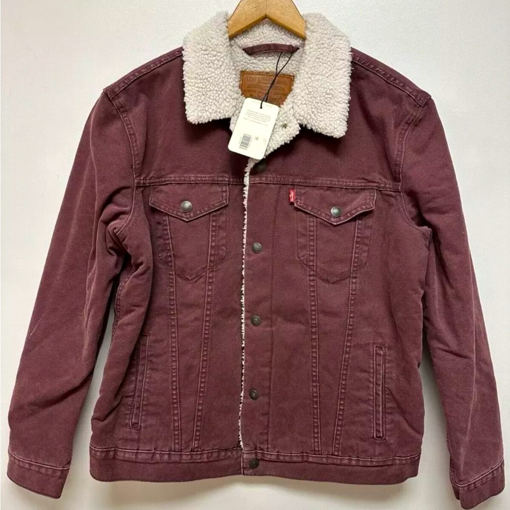 LEVI'S PREMIUM sherpa lined trucker jacket size medium